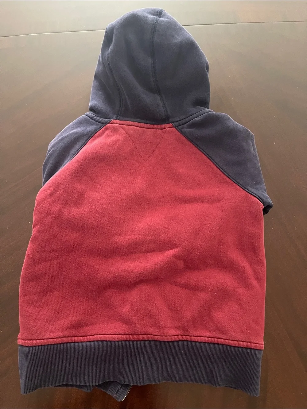 Boy’s Tommy Hilfiger Red & Navy Sherpa-Lined Zip Hoodie size S 6/7